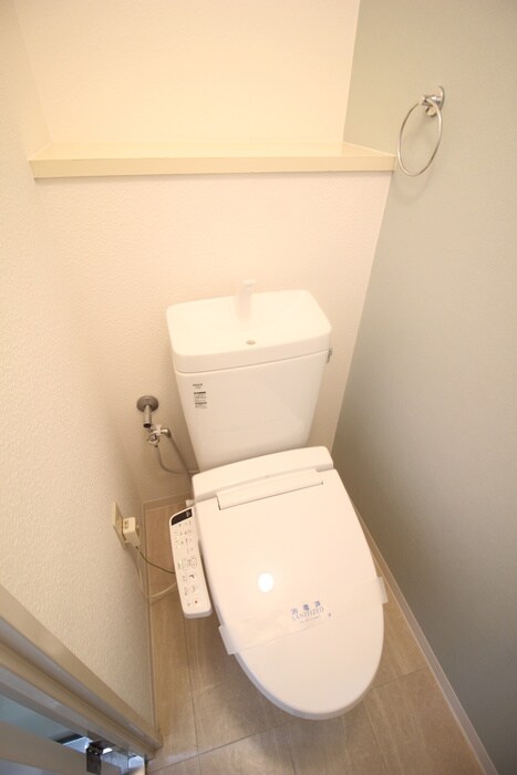 物件内観写真9　(トイレ)