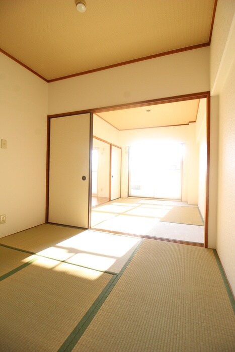 物件内観写真16　(居室)