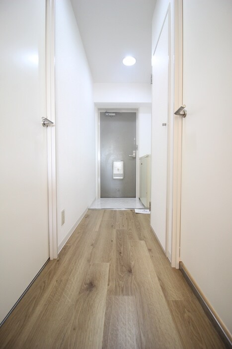 物件内観写真17　(廊下)