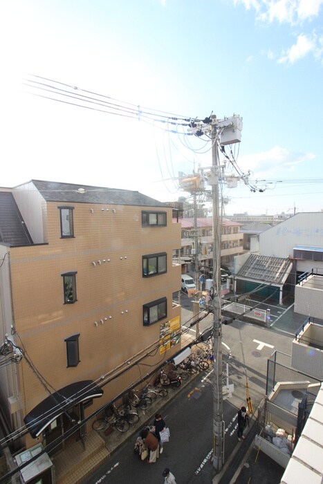 物件内観写真22　(室内からの展望)