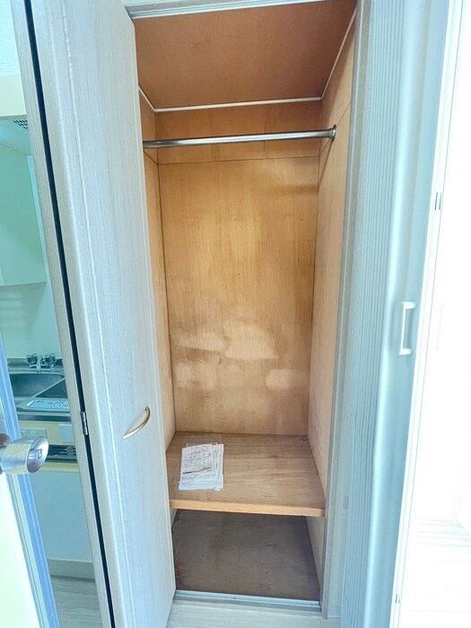 物件内観写真10　(収納)