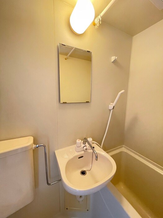 物件内観写真12　(洗面)