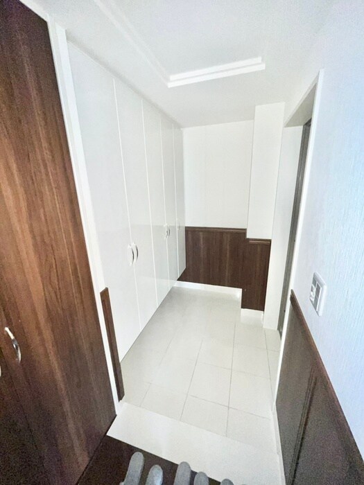 物件内観写真15　(玄関)