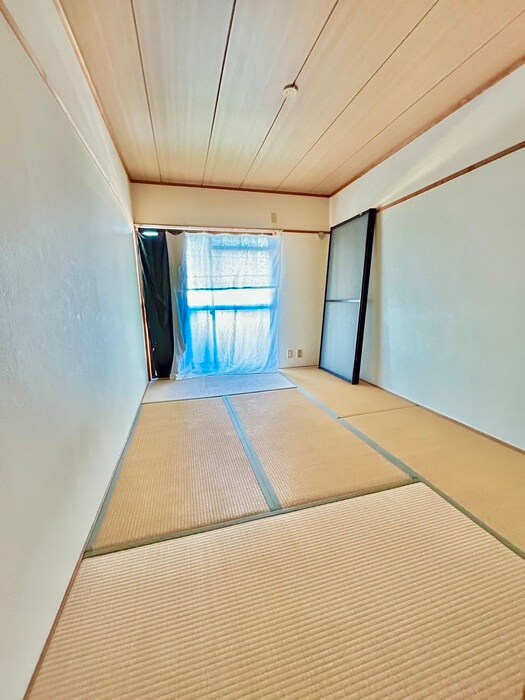 物件内観写真9　(居室)