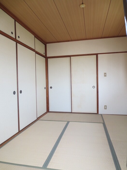 物件内観写真12　(居室)