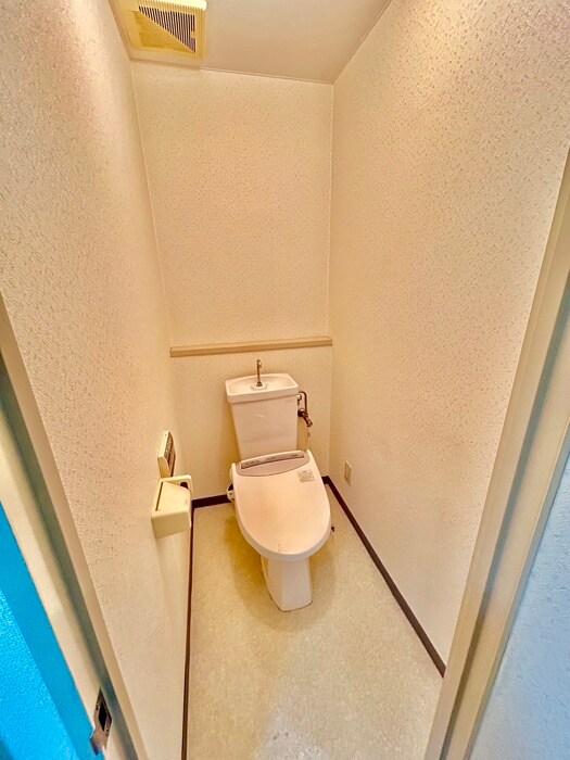 物件内観写真14　(トイレ)