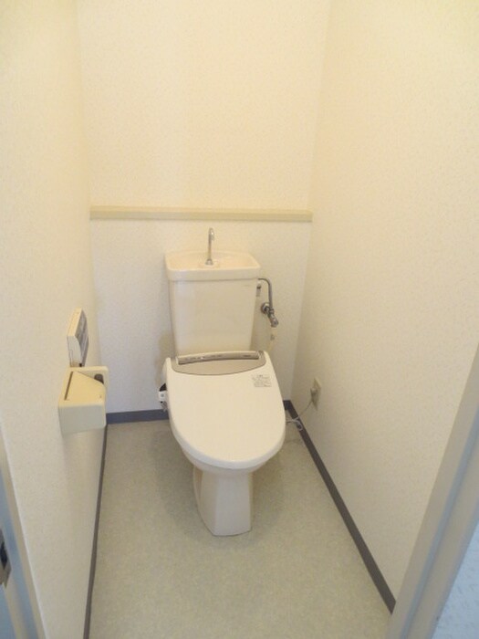 物件内観写真15　(トイレ)