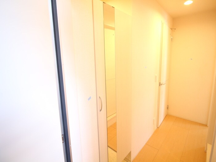 物件内観写真14　(靴箱)