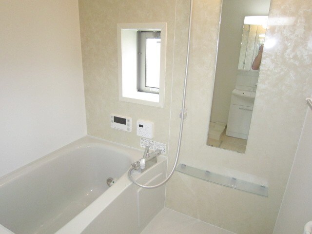 物件内観写真11　(バス／シャワールーム等)