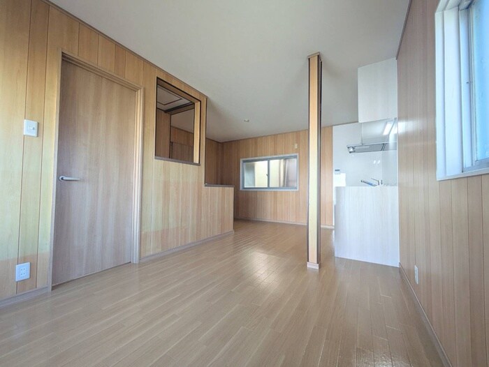 物件内観写真7　(居室)