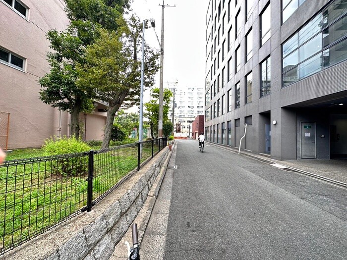 物件外観写真6　(周辺環境)