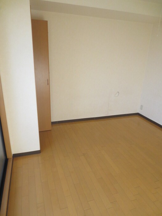 物件内観写真12　(居室)