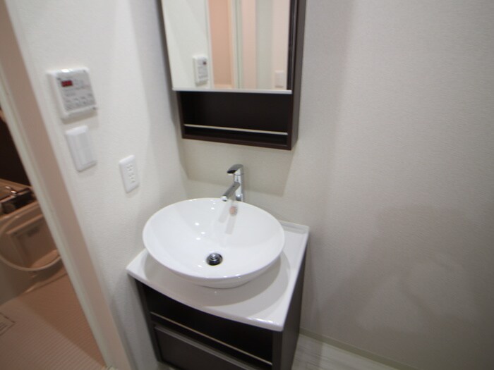 物件内観写真13　(洗面)