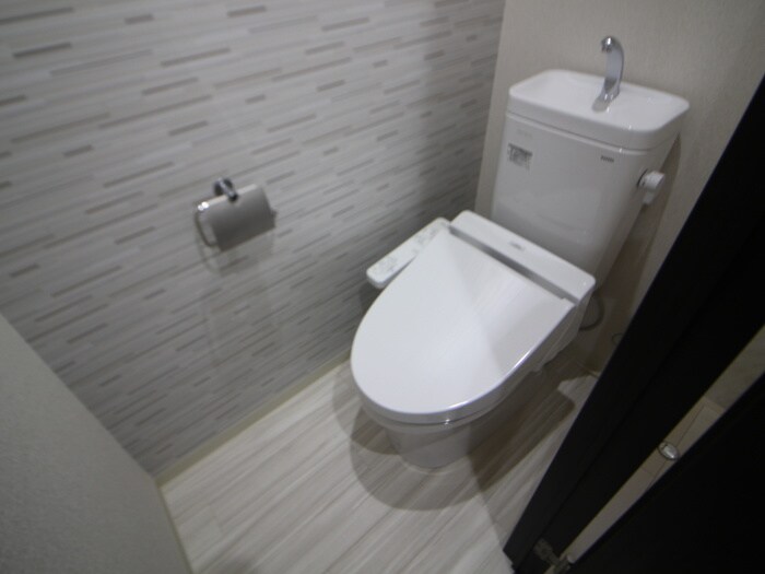 物件内観写真15　(トイレ)