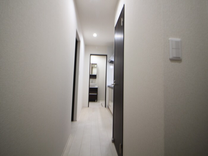 物件内観写真22　(廊下)