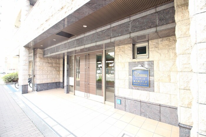 プレサンス新大阪ヴィガ(1005)のエントランス部分