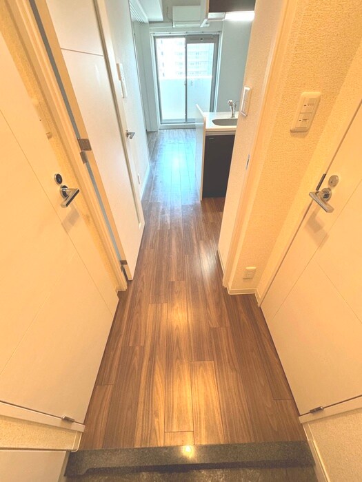 物件内観写真18　(廊下)