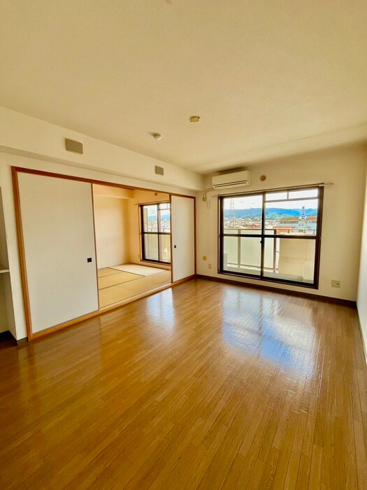 物件内観写真7　(居室)