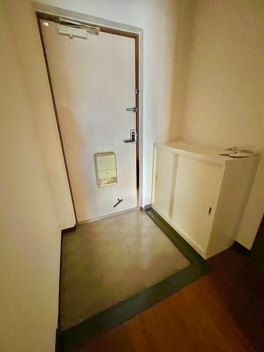 物件内観写真20　(玄関)