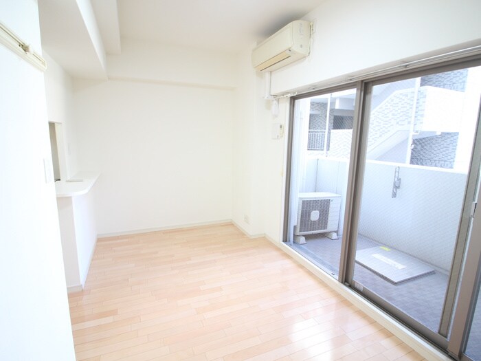 物件内観写真15　(居室)