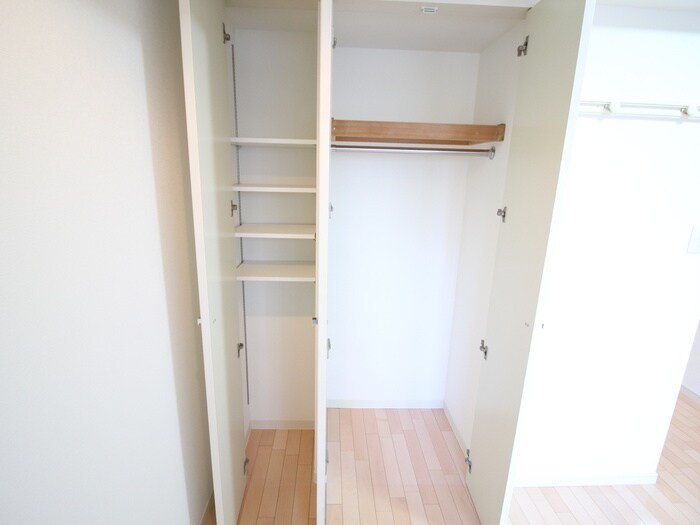 物件内観写真21　(収納)