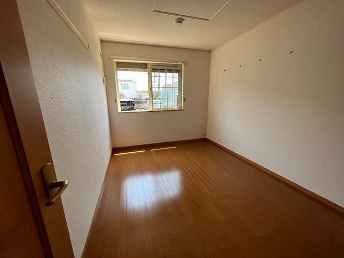 物件内観写真13　(居室)