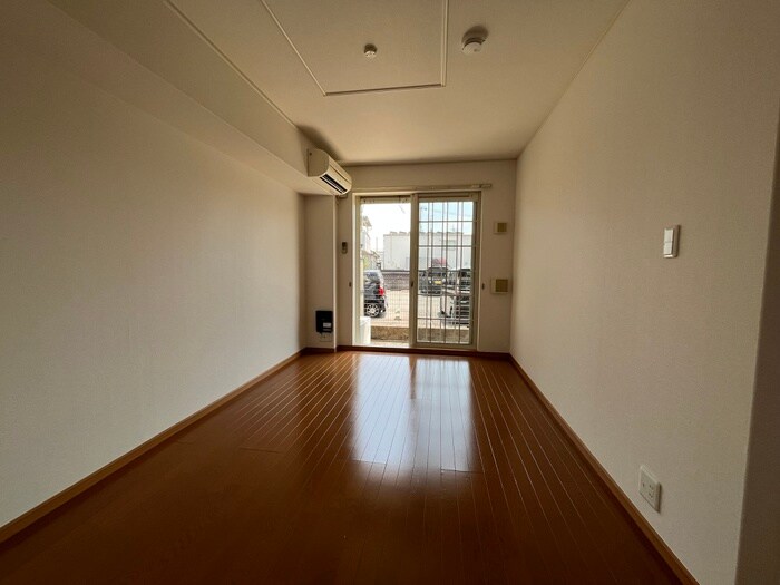 物件内観写真22　(居室)