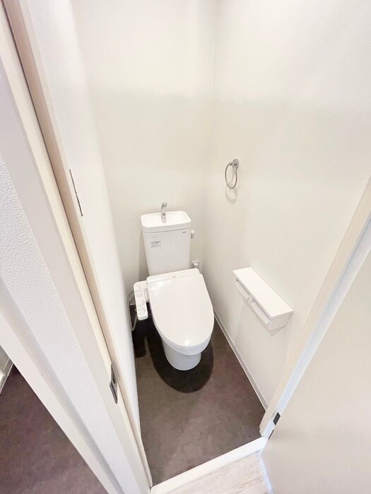 物件内観写真12　(トイレ)