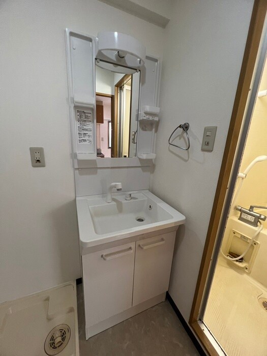 物件内観写真6　(洗面)