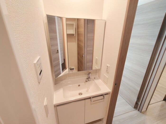 物件内観写真10　(洗面)