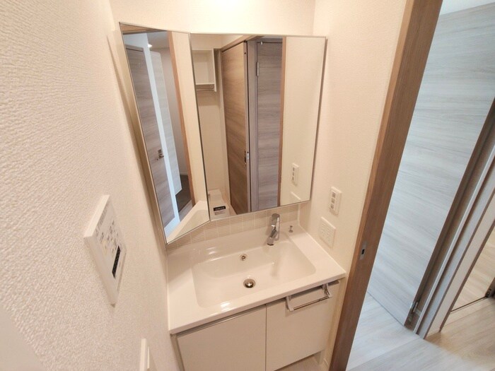 物件内観写真10　(洗面)