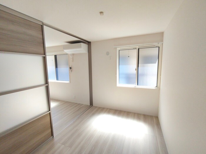 物件内観写真13　(居室)