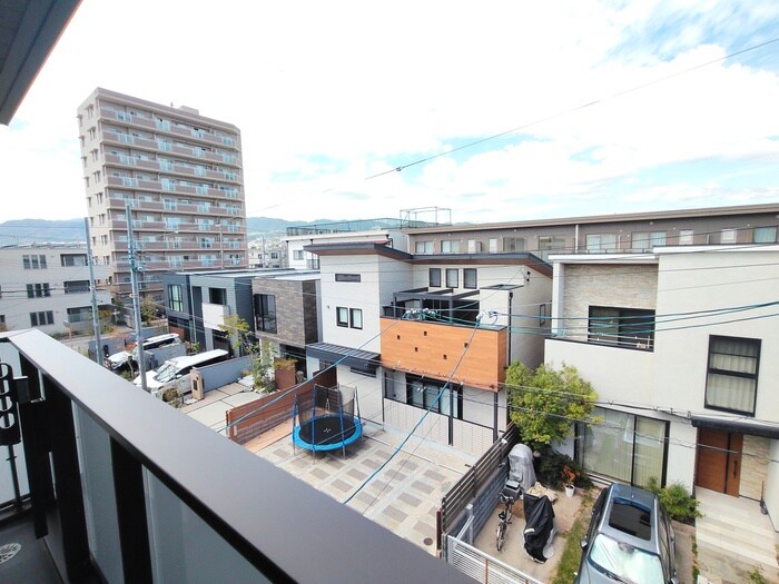 物件内観写真21　(室内からの展望)