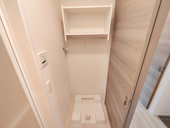 物件内観写真22　(洗濯機置場)