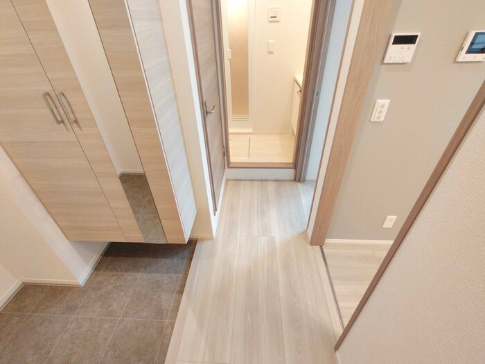 物件内観写真22　(廊下)