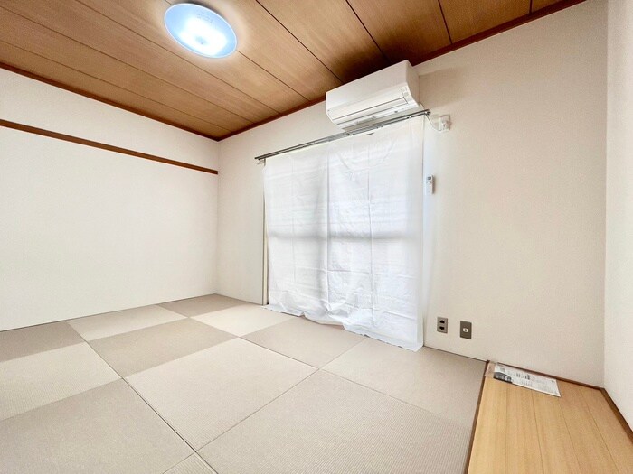 物件内観写真6　(居室)