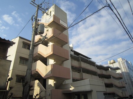 第３平岡マンション外観写真
