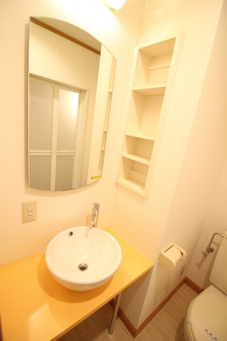 物件内観写真8　(洗面)