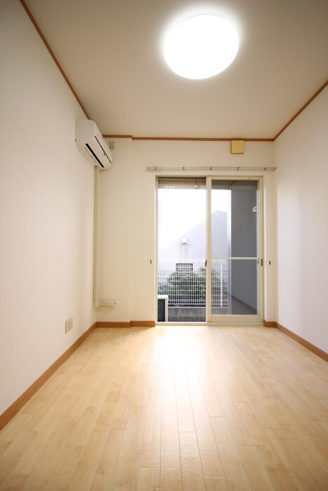 物件内観写真12　(居室)