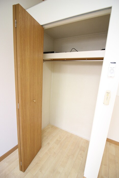 物件内観写真14　(収納)