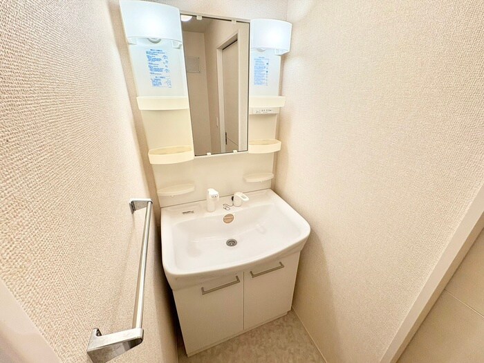 物件内観写真12　(洗面)