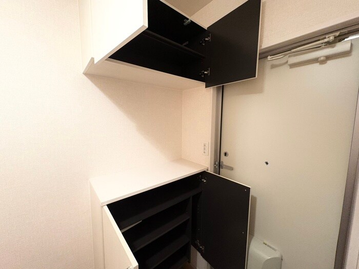 物件内観写真15　(靴箱)