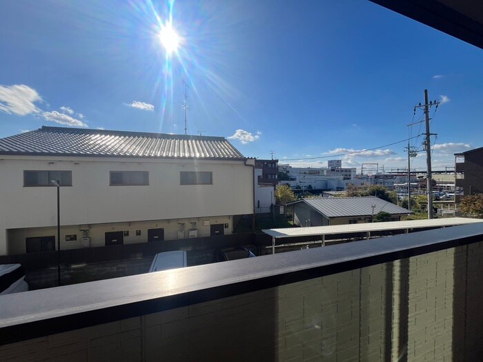 物件内観写真22　(室内からの展望)