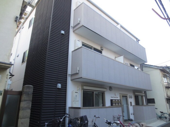 物件外観写真1　(外観写真)