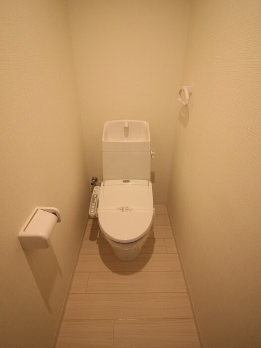 物件内観写真12　(トイレ)