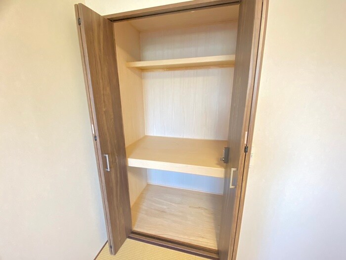 物件内観写真13　(収納)
