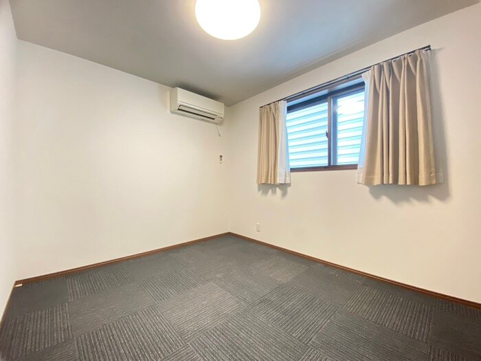 物件内観写真18　(居室)