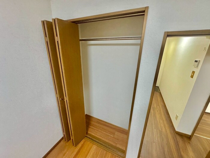 物件内観写真13　(収納)