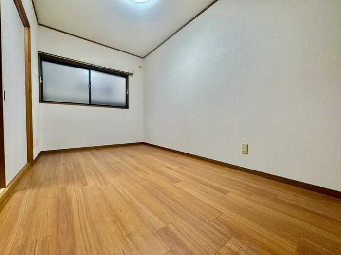 物件内観写真22　(居室)