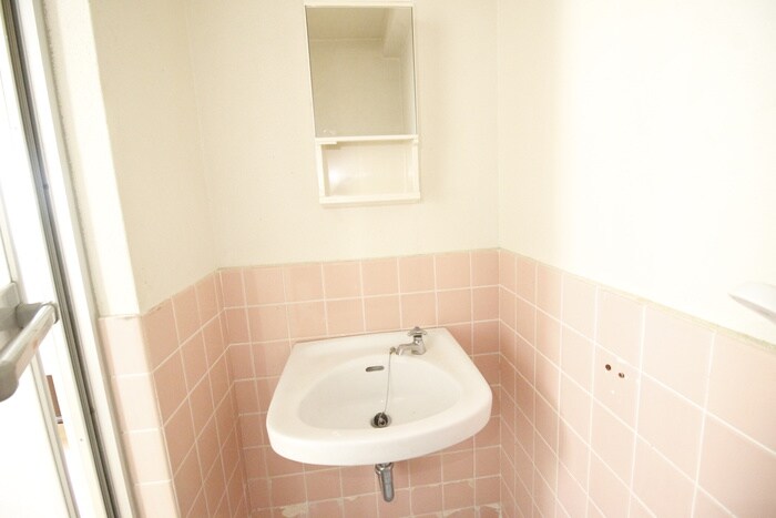 物件内観写真11　(洗面)